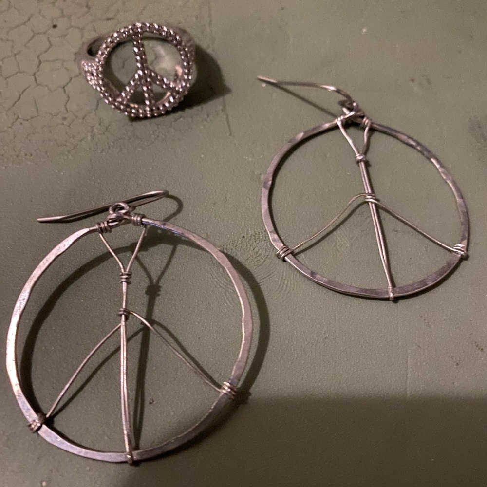 Peace set